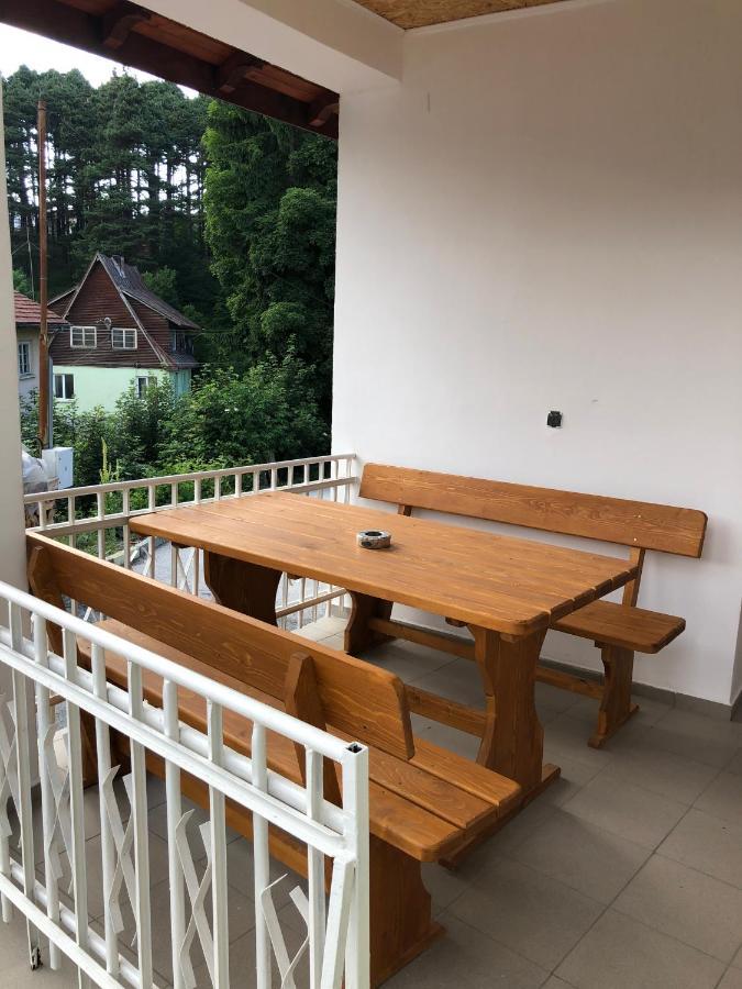 Family Hotel Panorama 서르니차 외부 사진